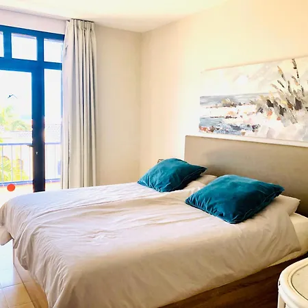 And Golf 4 Bedroom
